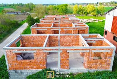 Casă cu Teren 180 Mp în Călugăreni