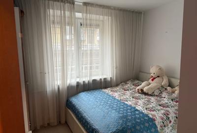 Apartament cu 4 camere decomandat în Calea Victoriei - 2
