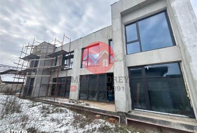 Casă cu 5 camere cu Teren 600 Mp în Central - 10