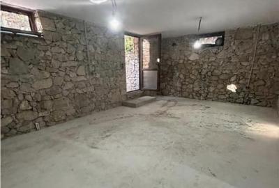 Casă individuală cu 6 camere cu Canalizare în Valu lui Traian - 4