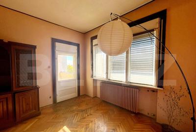 Apartament 4 camere, decomandat, zona centrala Pia?a Unirii - 2