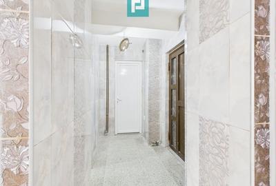 Apartament 4 camere, Bulevardul Revoluției - 8