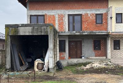 Duplex Postarnacu, Dambovita - 1