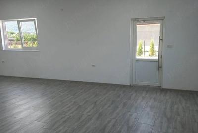 Spațiu comercial, de 126 mp, în Gârleni - 3