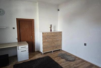 Spațiu comercial, de 55 mp, în Central