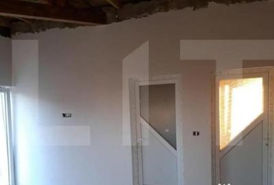 Casă cu 5 camere cu Teren 250 Mp în Central - 2