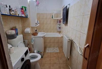 Vand apartament cu 2 camere in Rogerius - 1