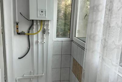 Apartament cu 2 camere semidecomandat în Tomis III