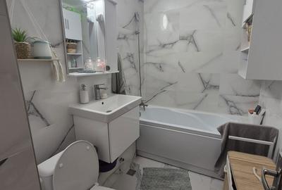 Apartament cu 2 camere decomandat în Trivale - 2
