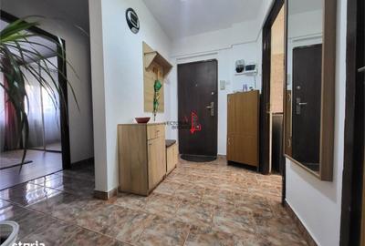 Apartament cu 4 camere decomandat în Titan - 15