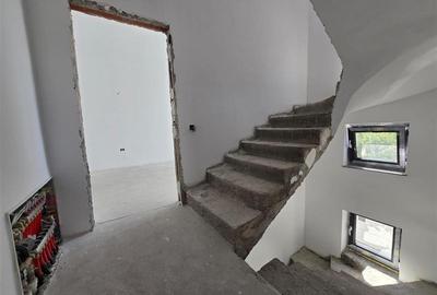 Duplex cu 5 camere cu Canalizare în Bucureștii Noi - 26