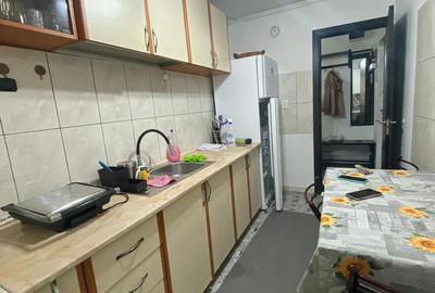 Inchiriez ap 3 camere cu centrala la pre? inghetat - 5