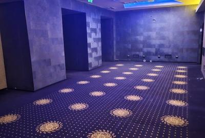 Spațiu comercial, de 300 mp, în Central - 1