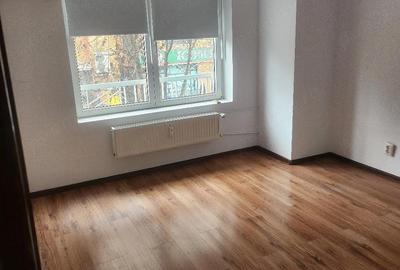 Apartament cu 2 camere semidecomandat în Calea Călărașilor - 2