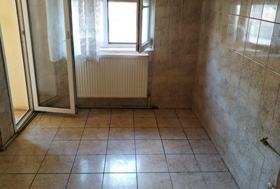 Apartament cu 4 camere decomandat în Central - 10