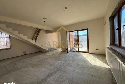 Casă cu 4 camere cu Teren 1700 Mp în Central - 1