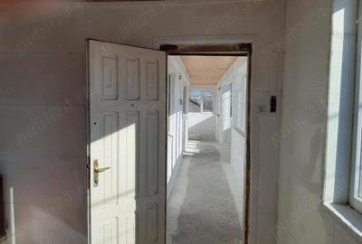 Exclusivitate!!! Navodari, vand Casa P+1etaj zona centru - 14