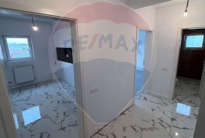 Apartament cu 2 camere decomandat în Central - 7
