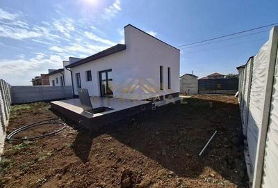 PROMOTIE!!! Casa de vanzare la 3 min de bld principal - 10