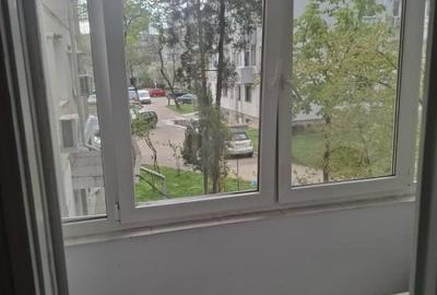 Apartament cu 3 camere decomandat în Milcov - 2