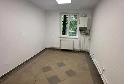 Proprietar.Inchiriez spa?iu comercial Petru Rare? - 2