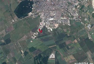 Teren de 10000 mp, în Central