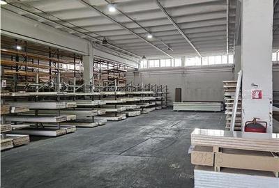 Spatiu Industrial - 900 mp - Depozitare - Distributie - 3
