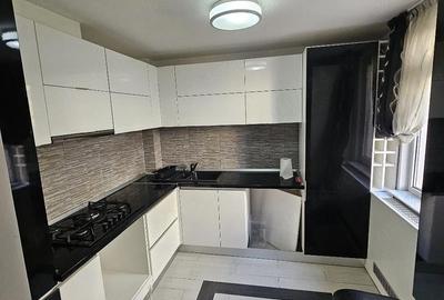 Apartament cu 3 camere decomandat în Mărăței - 3