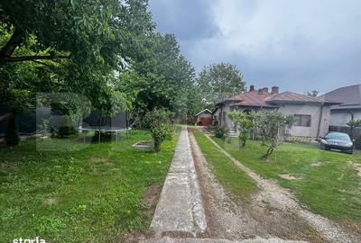 Casă cu 4 camere cu Teren 2700 Mp în Central - 10