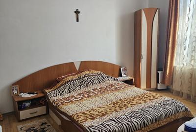 Casă individuală cu 4 camere cu Teren 142 Mp în P-ța Ovidiu - 10