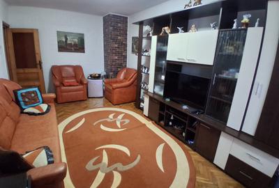 Apartament cu 4 camere decomandat, mobilat în Păcurari - 2