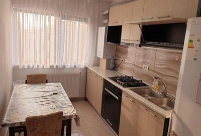 Apartament cu 2 camere decomandat în Cetății