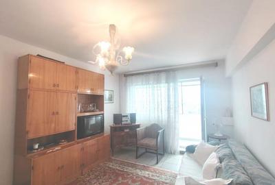 2 camere, etaj 9/10, centrala proprie Bld. Republicii - 7