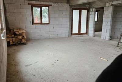 Casă cu 5 camere în Zănești - 3