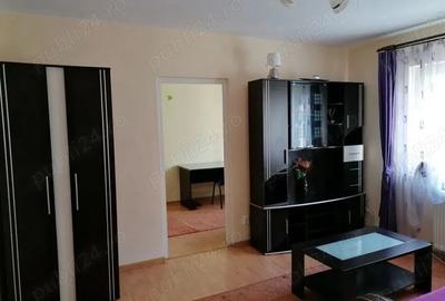 Inchiriez apartament 2 camere zona Vasile Aaron Sibiu