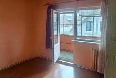 Vanzare apartament 4 camere decomandat zona Maramuresului Dambul Rotund, Cluj-Na - 2