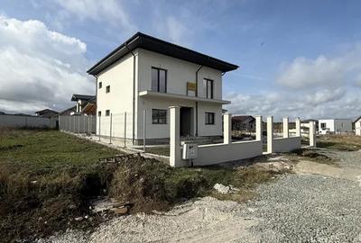 Casă individuală cu 5 camere cu Teren 400 Mp în Agigea - 2