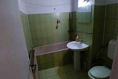 Apartament cu 2 camere decomandat în Central - 3