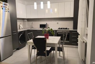 Persoana fizica vand ap 3 camere (etaj 3 din 4) zona Tineretului - 6