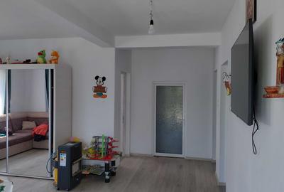 Casă cu 4 camere în Brebu - 2