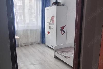 Apartament cu 3 camere semidecomandat în Central - 2