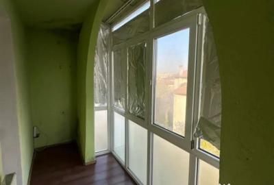 Apartament cu 3 camere decomandat în Central - 4