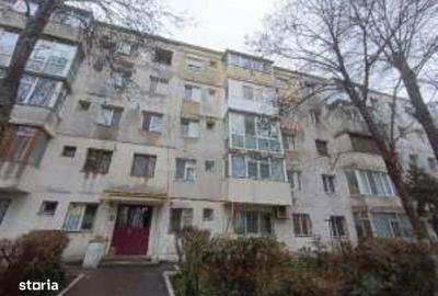 Apartament cu 3 camere în Brătianu - 1