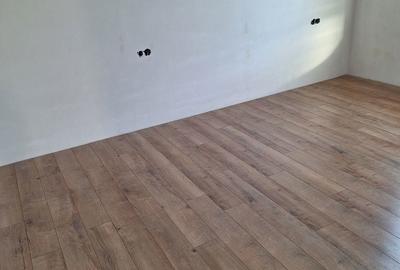 Casă cu 4 camere în Central - 2