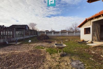 Casă cu 3 camere cu Teren 720 Mp în Șofronea - 9