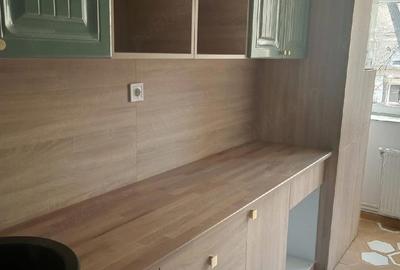Apartament cu 3 camere semidecomandat în Central - 2