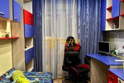 3 camere decomandat,etaj intermediar,zona semicentrala Gara Mare - 11