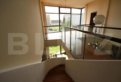 Casă cu 5 camere cu Teren 850 Mp în Central - 9