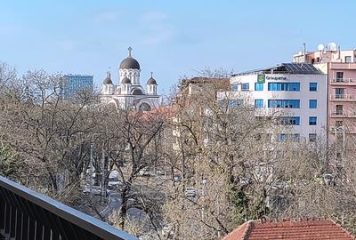 Apartament cu 4 camere decomandat în Herăstrău - 20