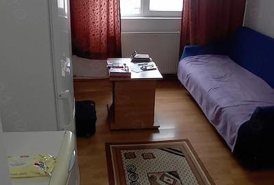 Garsonieră decomandată în Buziașului - 2